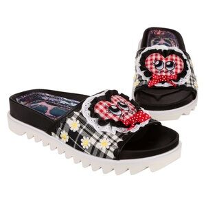 Irregular Choice Lovey Dovey Flats US 6.5/ EU 37